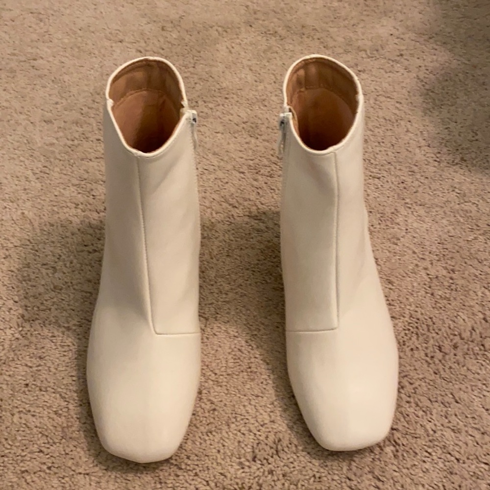 Brand new boots from boohoo - never worn